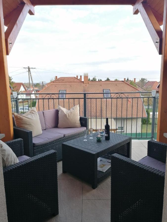 Marianna Apartman Денешдиаш Экстерьер фото